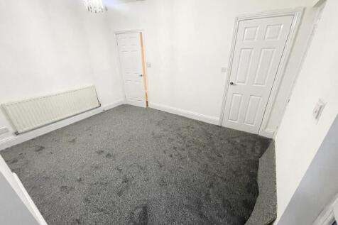Back Lounge