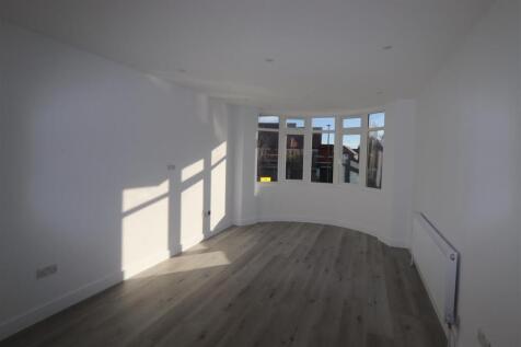 Crowstone Road, Westcliff-On-Sea photo 3