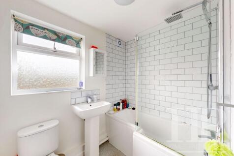 SHARED BATHROOM