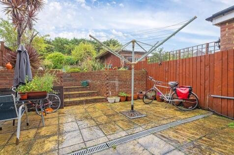Waddington Way-14.JPG