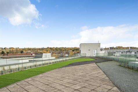Commual Roof Terrace.jpg