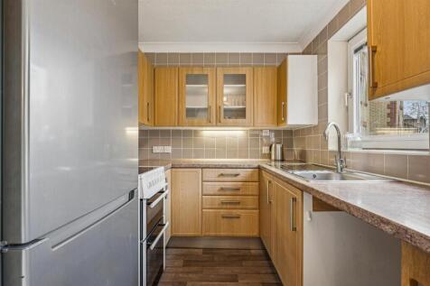 1 bed, 1 bath Flat in edinburgh - Photo 8