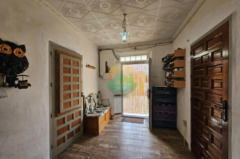 3 Bedroom Semi - Detached For Sale-PAL09-11