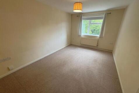 MARKET WALK, KETTERING ROAD - NN1 photo 4