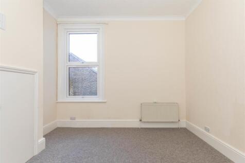 3, 11 Downsview Road-31.jpg