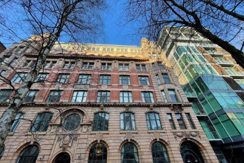 5 bed, 4 bath Apartment in Manchester - Photo 33