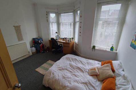 First floor front be
