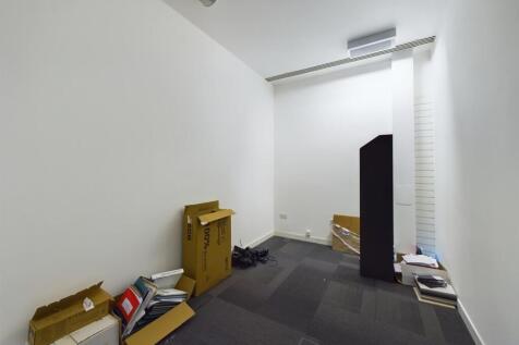 CAM01258G0-PR0075-STILL001.jpg