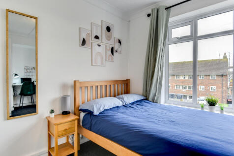 The Crestway, Brighton, BN1 photo 4