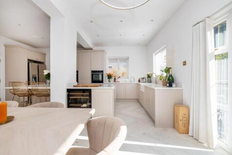 Bristol, BS16 - property photo