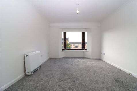 Leyden Court, Glasgow, G20 photo 3