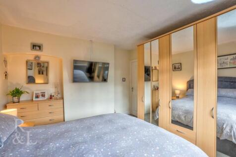 123 Eltham Road (19).jpg