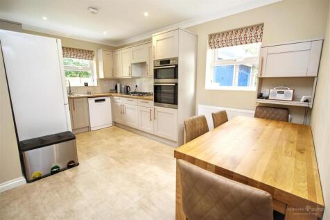Kitchen Breakfast Room