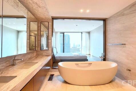 Scope Langsuan - Bathroom