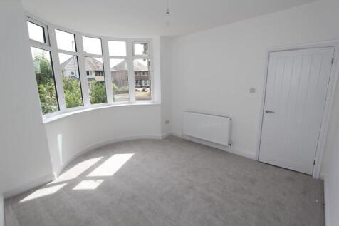 Eastland Grove, Stafford ST17 9BE photo 2