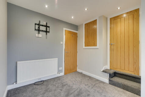 Chambers Close, Kendal photo 4