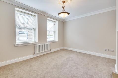 Apartment 1, The Old Police House, 2 Court Road, Snaith, DN14 9JL photo 3