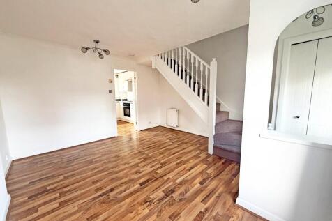Eastbury Close, Widnes photo 3