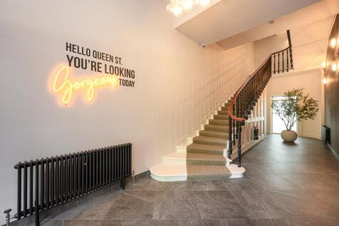 Entrance/Foyer 
