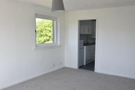 Rockhampton Avenue, East Kilbride, G75 photo 3