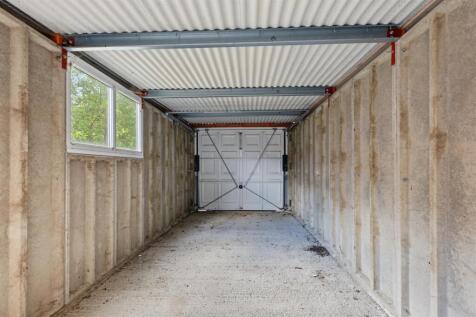 Garage.jpeg