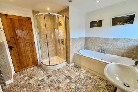 PHOTO-2025-11-06-09-06-19 (19).jpg