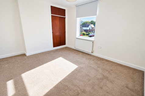 Beswick Street, Todmorden, OL14 photo 4