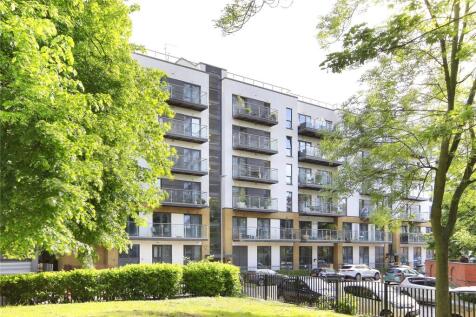 property in Gwynne Road, 
Battersea, SW11