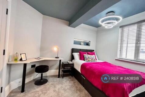 Ensuite Room 2