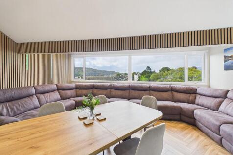 Open plan living ...