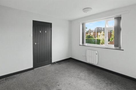 Westmaner Court, Hall Drive, Chilwell photo 3