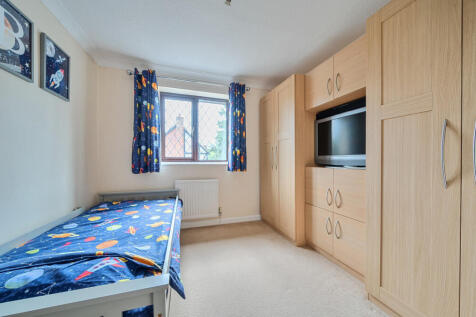 1343492-4-68af195...