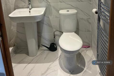 Annex ¿ Shower Room