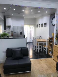 Cedar Grove, Fallowfield, Manchester, M14 photo 2