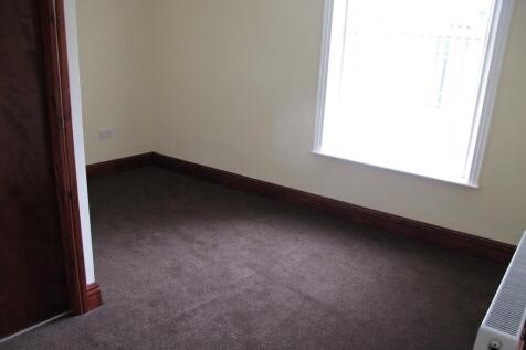 Alexandra Road, Shipley, West Yorkshire, BD18 photo 3