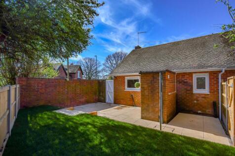 15 School Close-8.jpg