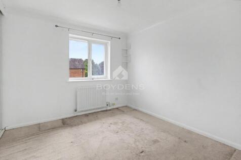 Homefield Road Colchester photo 5