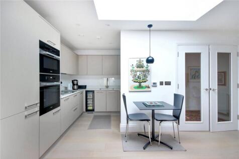 Kitchen/Breakfast Rm