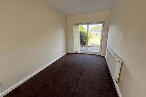Babingley Drive, Leicester,  photo 3