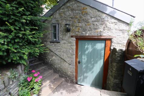 Outbuilding