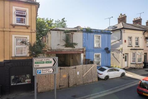 11 Wyndham Street, Yeovil, Somerset BA20 1JH | Fre