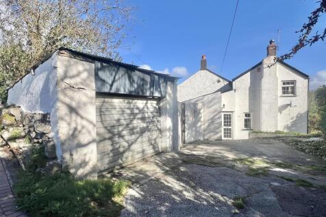 Garage: