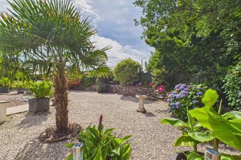 CAM02089G0-PR0517...