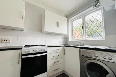 Weston Close, Southampton photo 3