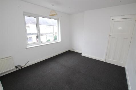 main bedroom.jpg