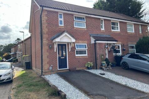 Southampton, SO45 - property photo