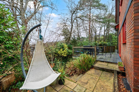 1392757-10-694010...