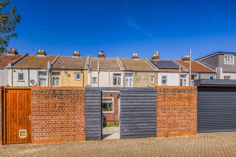 131 Methuen Road, Southsea-Small-PorticoMarketing-