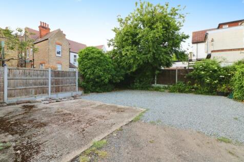 Garden &amp; Parking