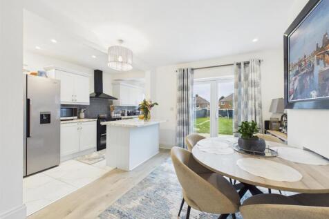 Fabulous Open Plan Dining Kitchen